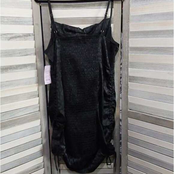 59 - Women's sleeveless ruched side bodycon dress,  | Wild Fable | Medium - Picture 9 of 15